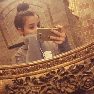 Meet your Posher, Sofia